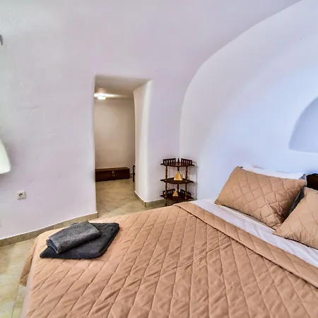 Caves 1880 아파트 이아