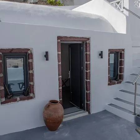 Apartment Caves 1880