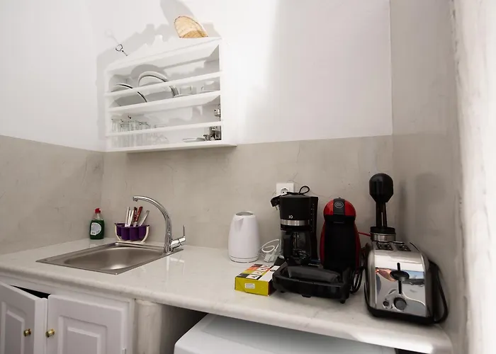 Caves 1880 Daire Oia